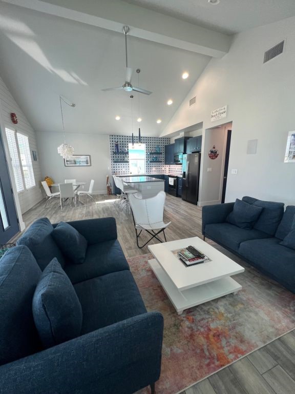 104 Port Isabel Street Port Aransas TX 78373