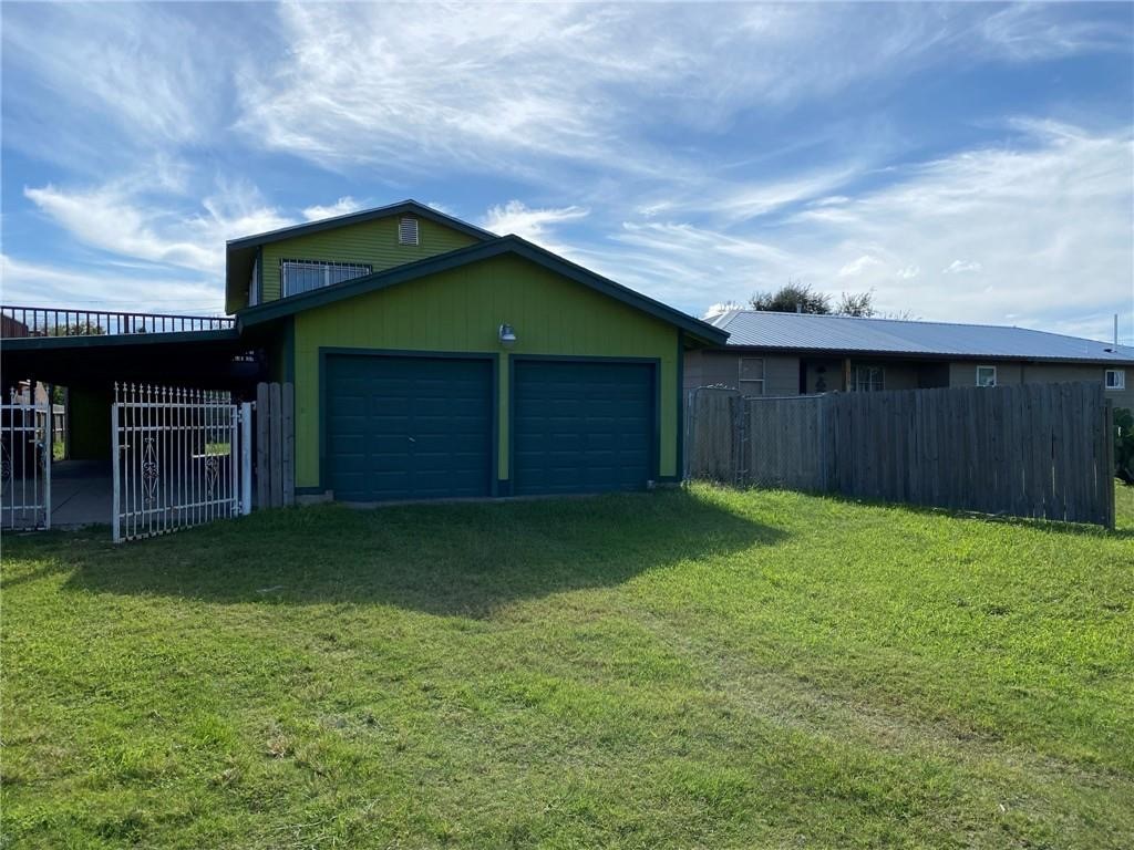 1509 Marine Drive Corpus Christi TX 78418