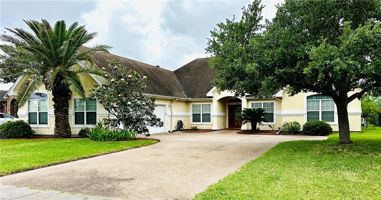 5822 Beauvais Drive Corpus Christi TX 78414