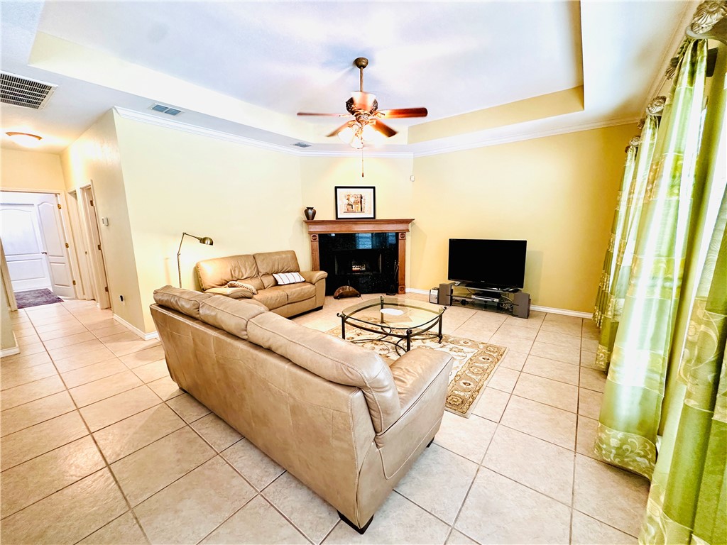 5822 Beauvais Drive Corpus Christi TX 78414