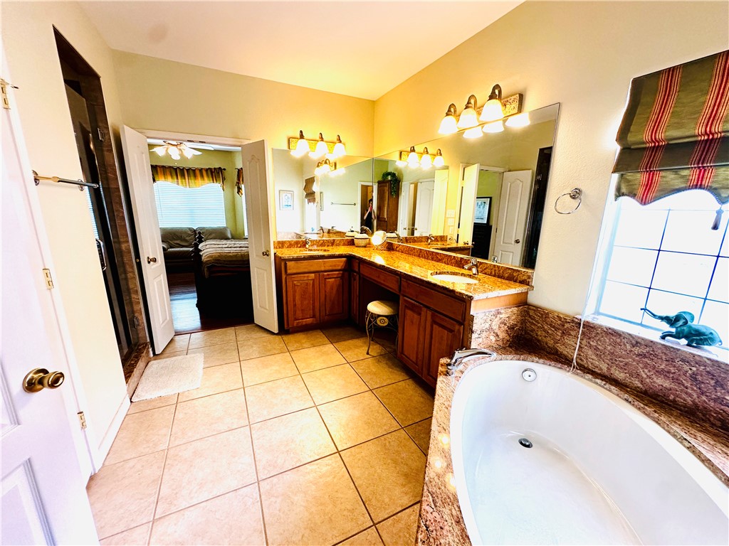 5822 Beauvais Drive Corpus Christi TX 78414