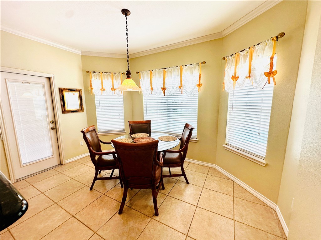 5822 Beauvais Drive Corpus Christi TX 78414