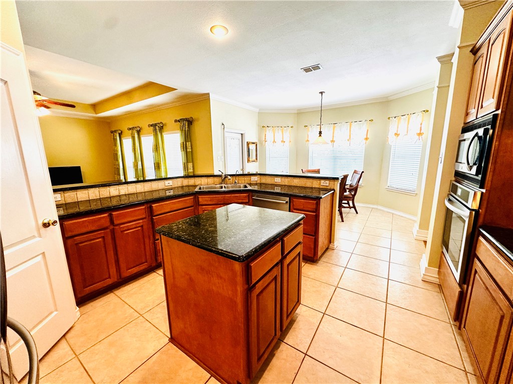 5822 Beauvais Drive Corpus Christi TX 78414
