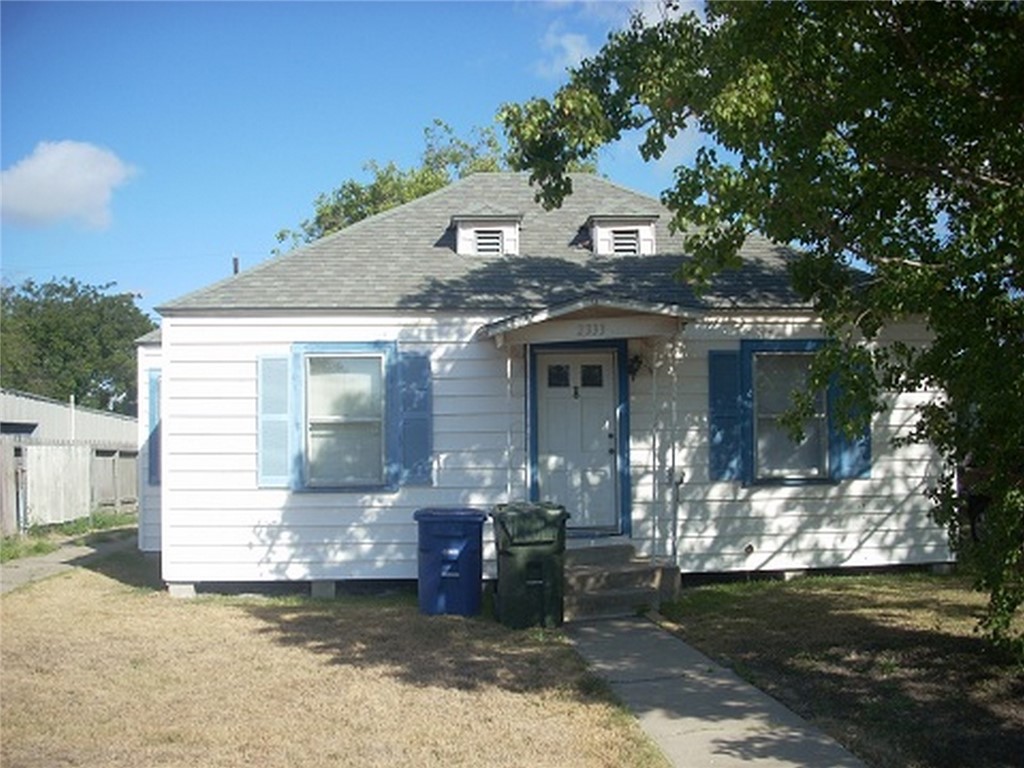 2333 Riggan Street Corpus Christi TX 78404