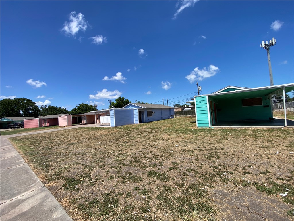 1525 Lazy Corpus Christi TX 78415