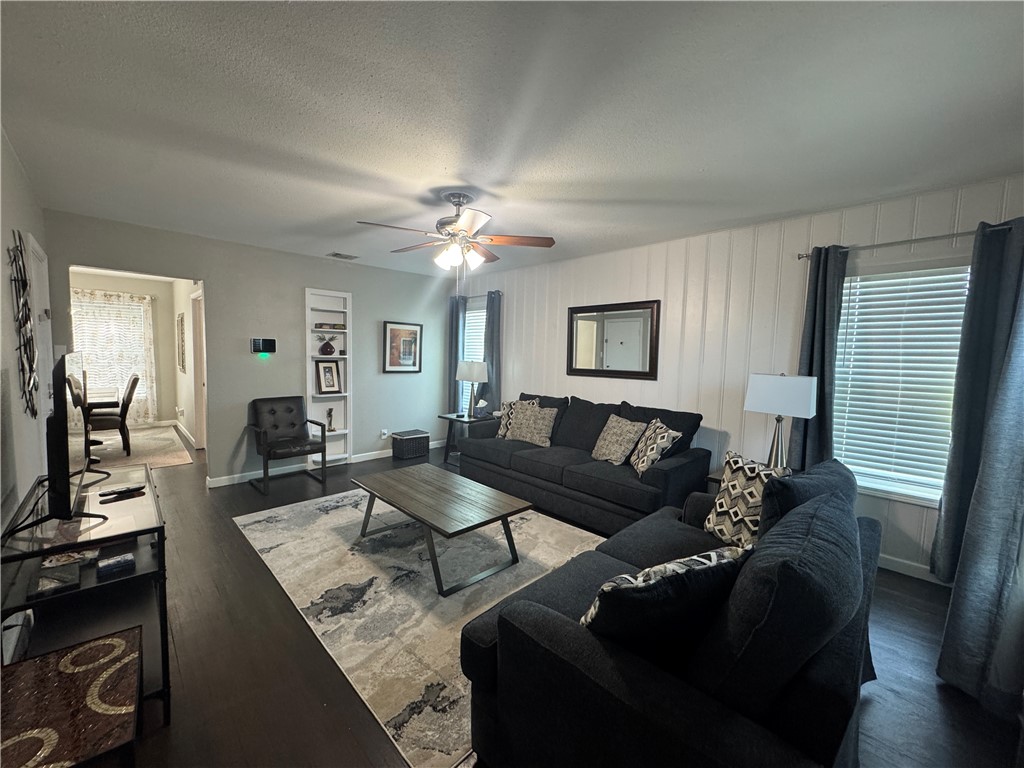 2837 Santa Fe Street 2 Corpus Christi TX 78404