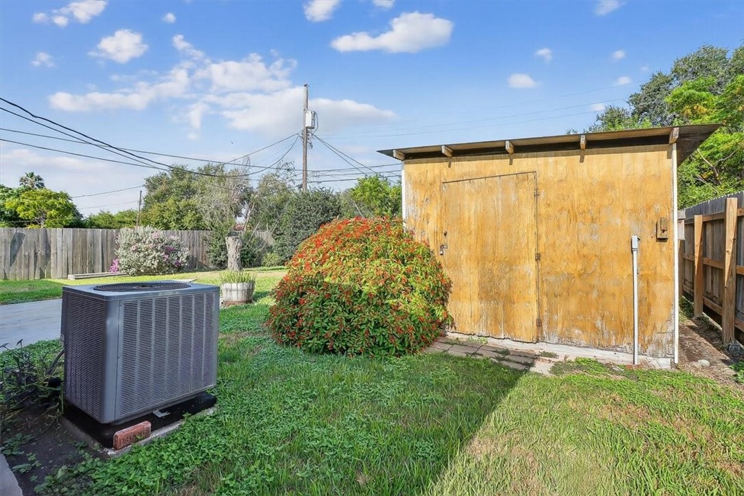 4637 Calvin Drive Corpus Christi TX 78411