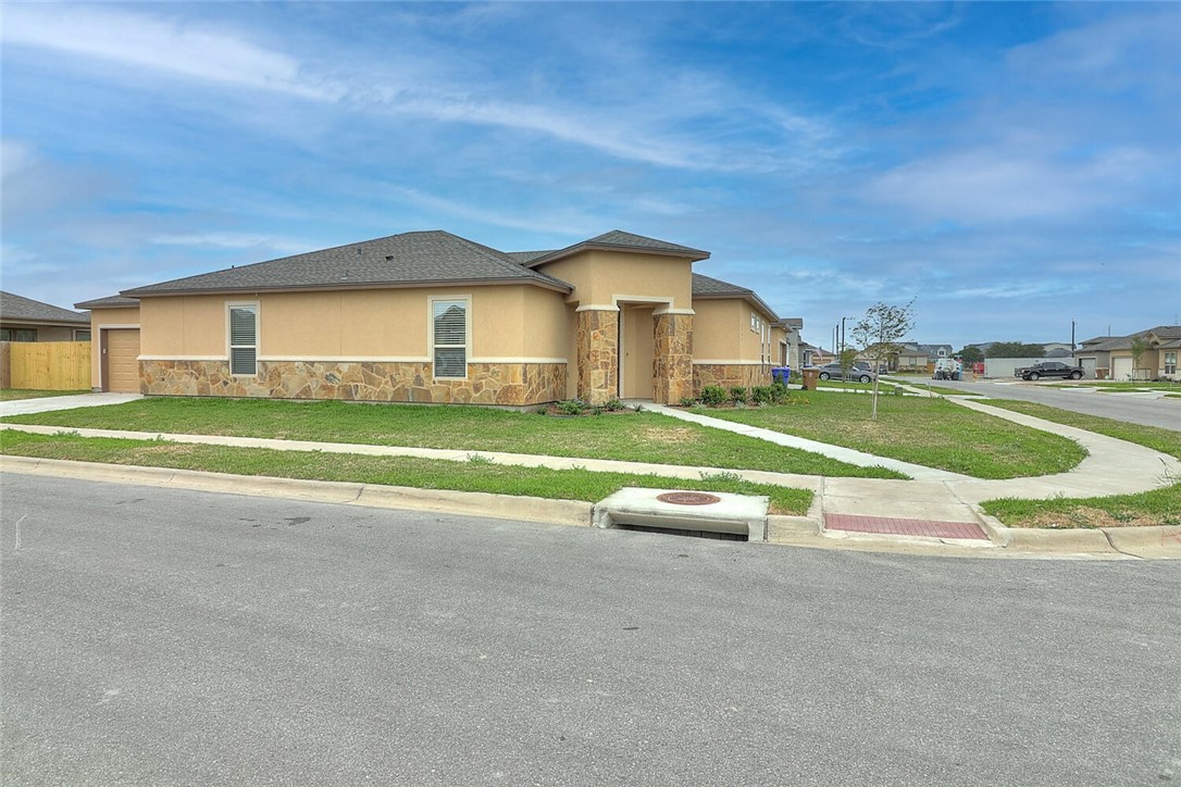 2202 Crystal Bay Drive Corpus Christi TX 78414