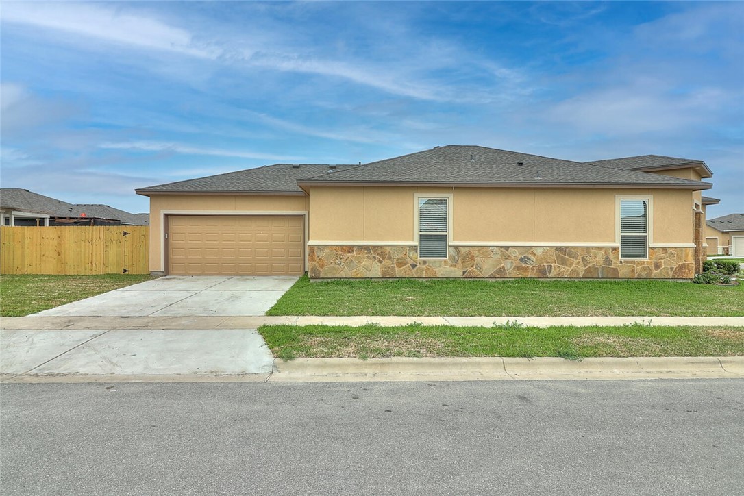 2202 Crystal Bay Drive Corpus Christi TX 78414