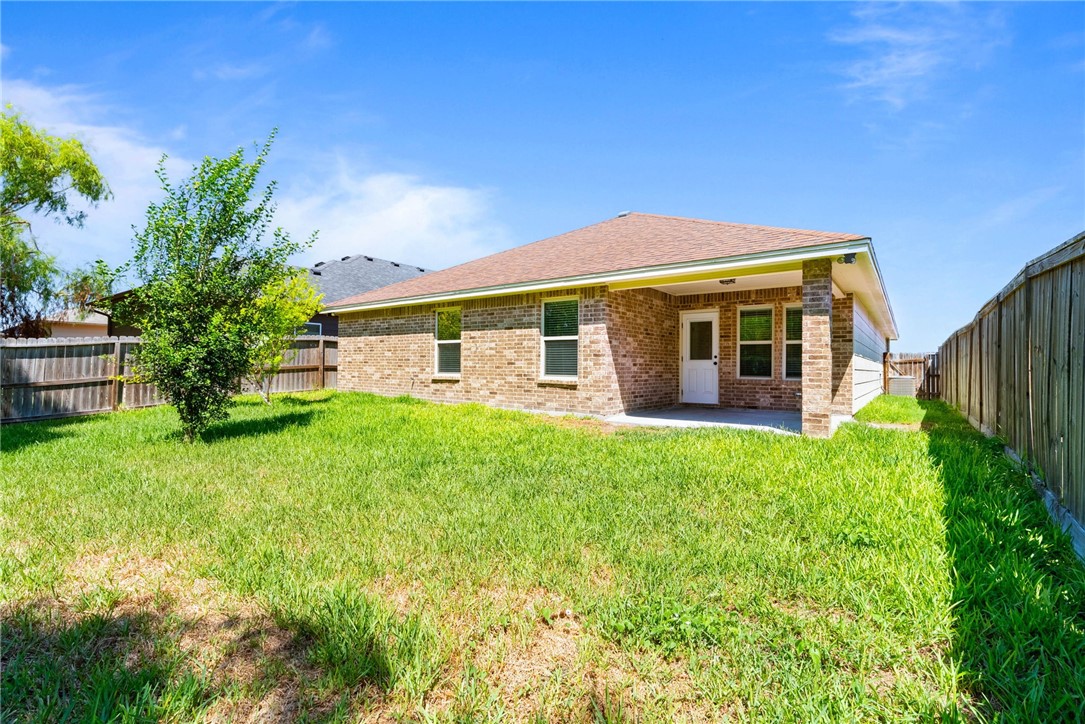 7329 Clapton Drive Corpus Christi TX 78414