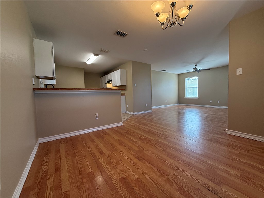 512 Lakeside Drive Corpus Christi TX 78418
