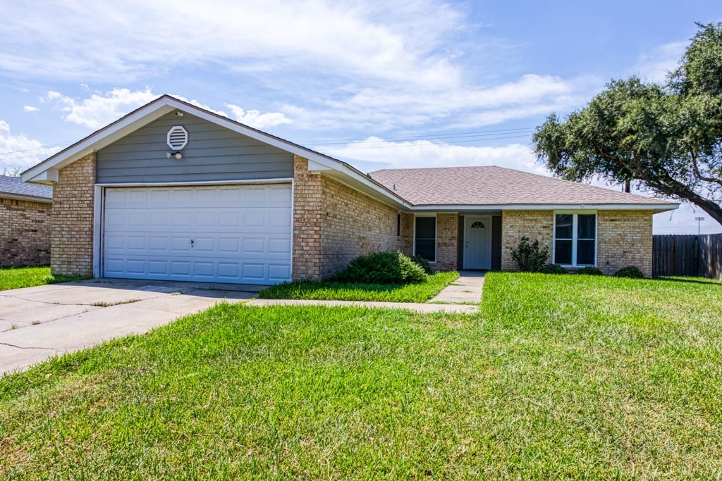 2309 Willow Drive Portland TX 78374