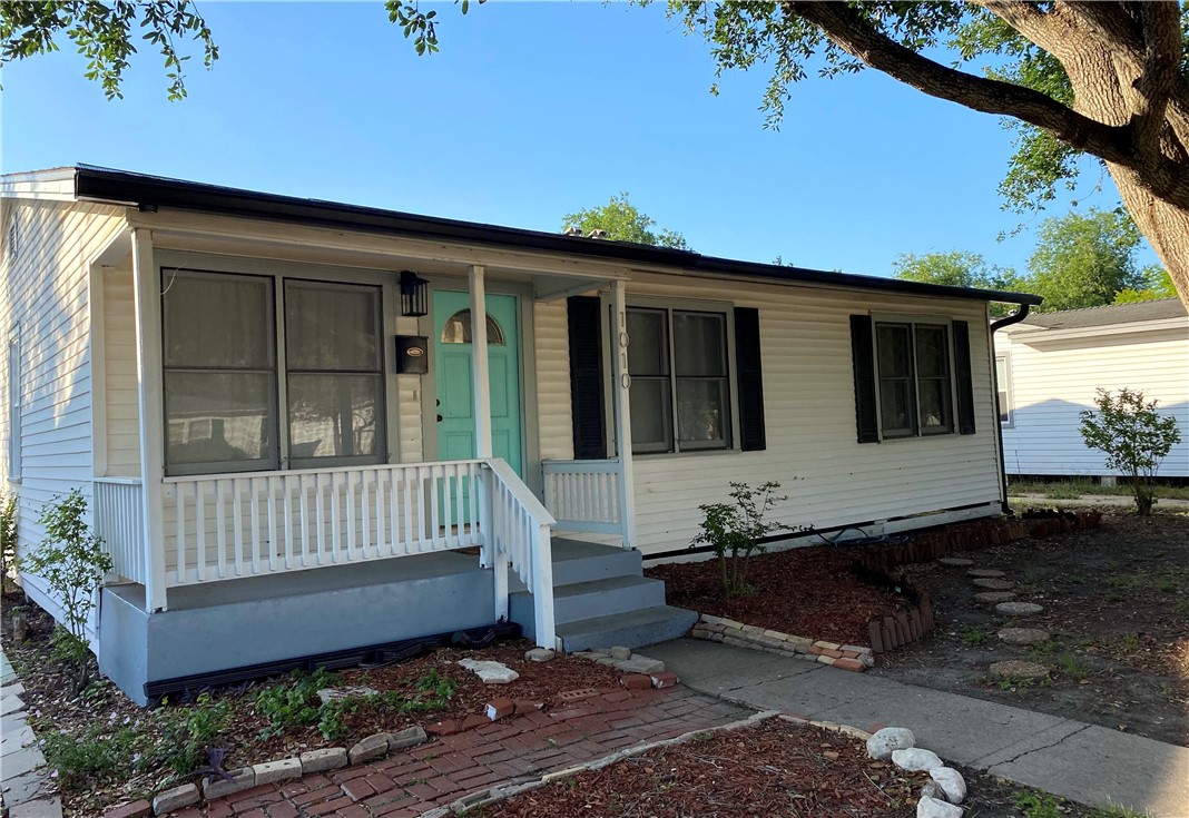 1010 Deforrest Street Corpus Christi TX 78404
