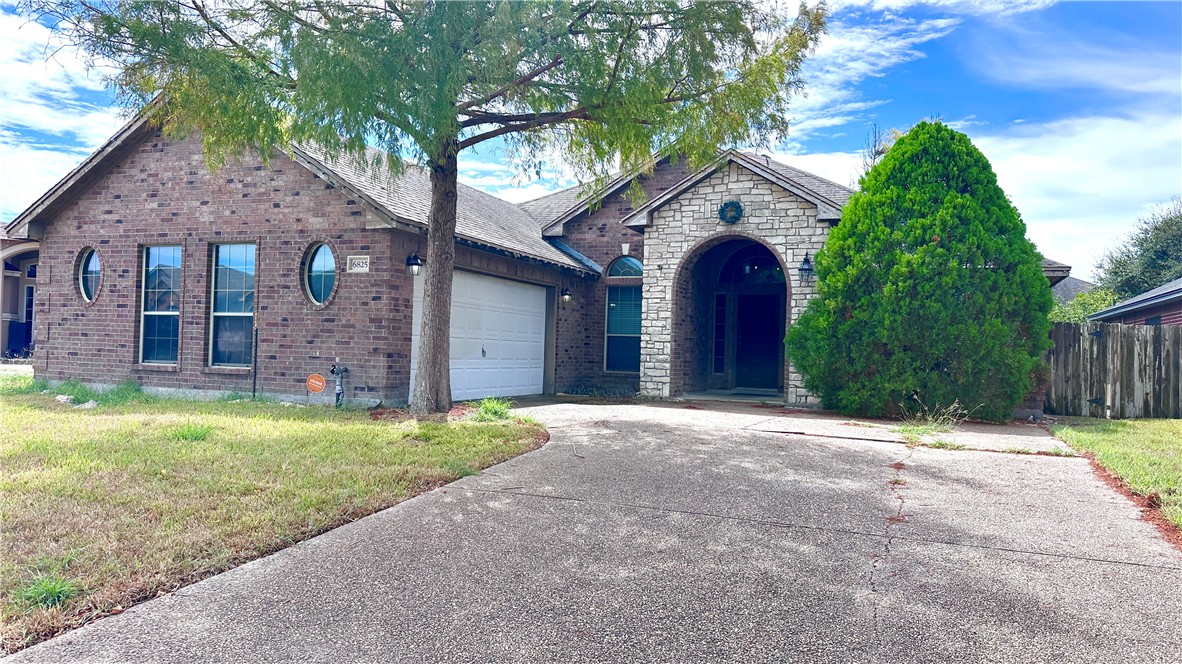 6825 Guinevere Street Corpus Christi TX 78414