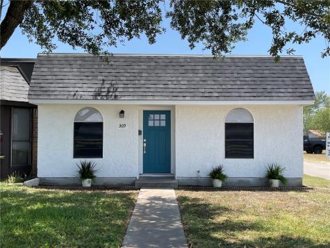 309 W Ailsie Avenue Kingsville TX 78363