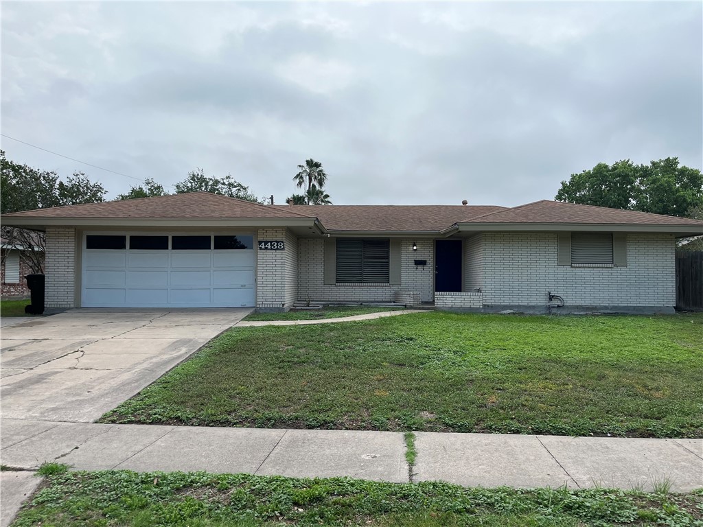4438 Donegal Drive Corpus Christi TX 78413