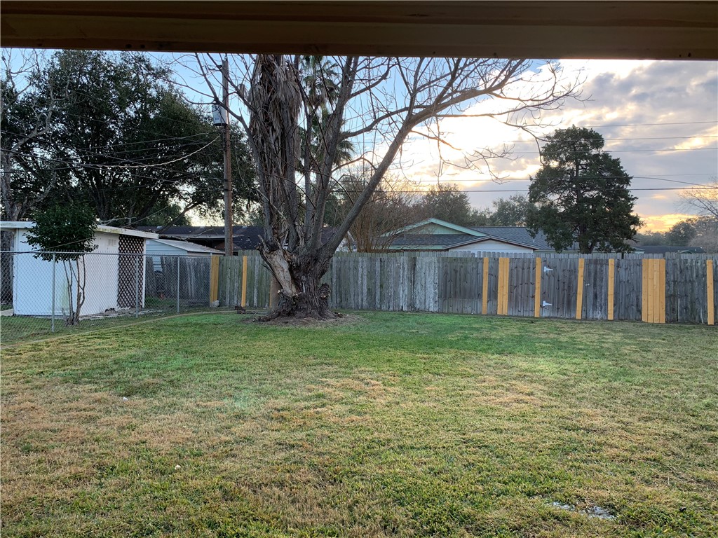 4438 Donegal Drive Corpus Christi TX 78413