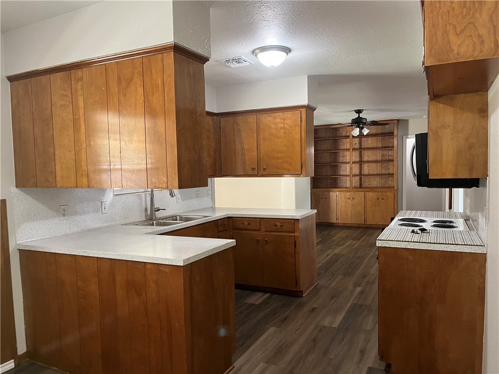 4438 Donegal Drive Corpus Christi TX 78413