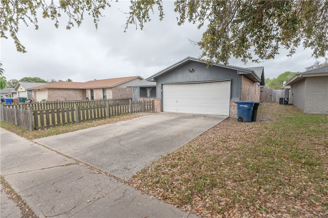 910 Red Start Circle Corpus Christi TX 78418