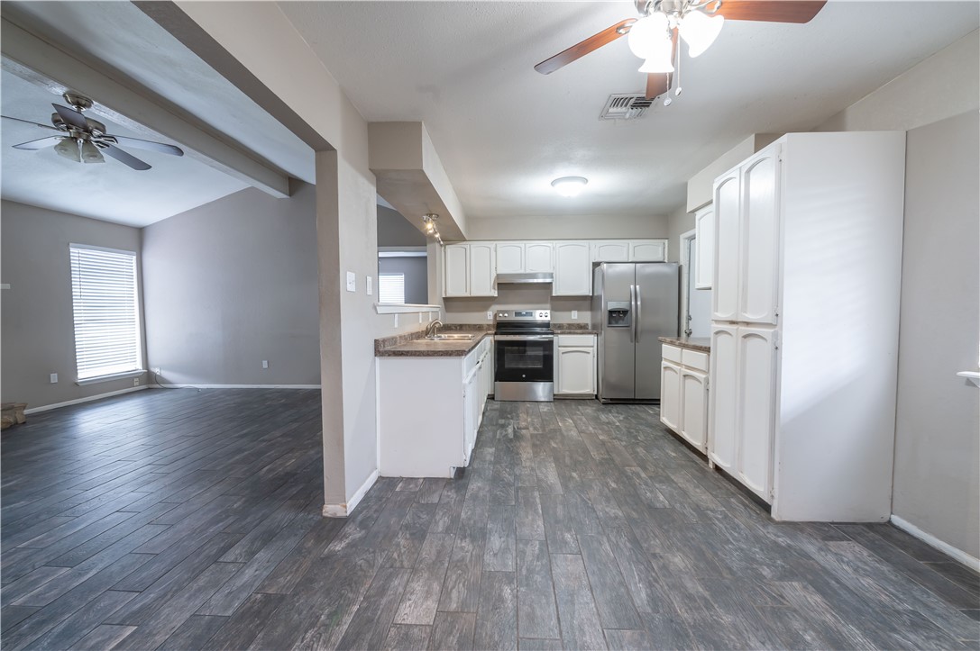 910 Red Start Circle Corpus Christi TX 78418