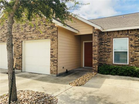 911 Moore Avenue Portland TX 78374