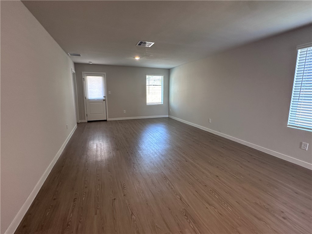 1618 Letty Corpus Christi TX 78418