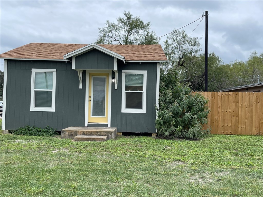 501 W D Avenue Kingsville TX 78363