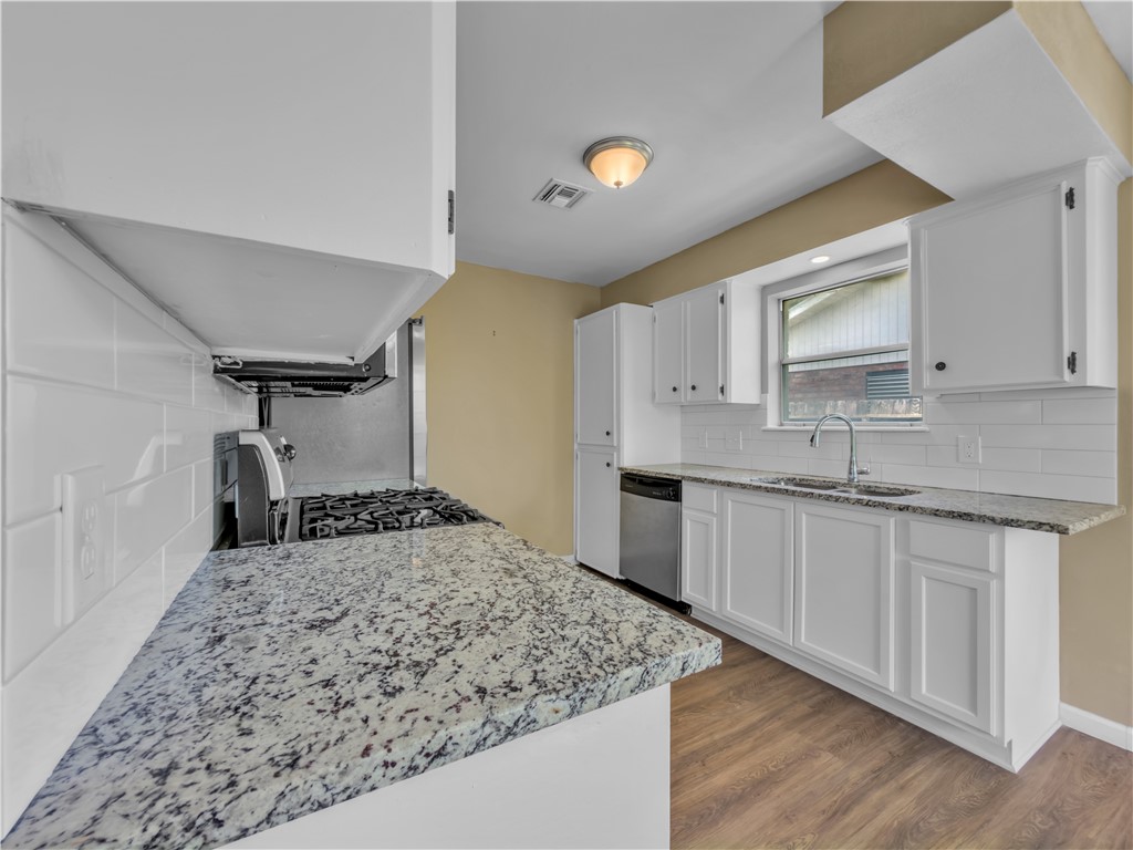 5705 Crest Pebble Drive Corpus Christi TX 78415