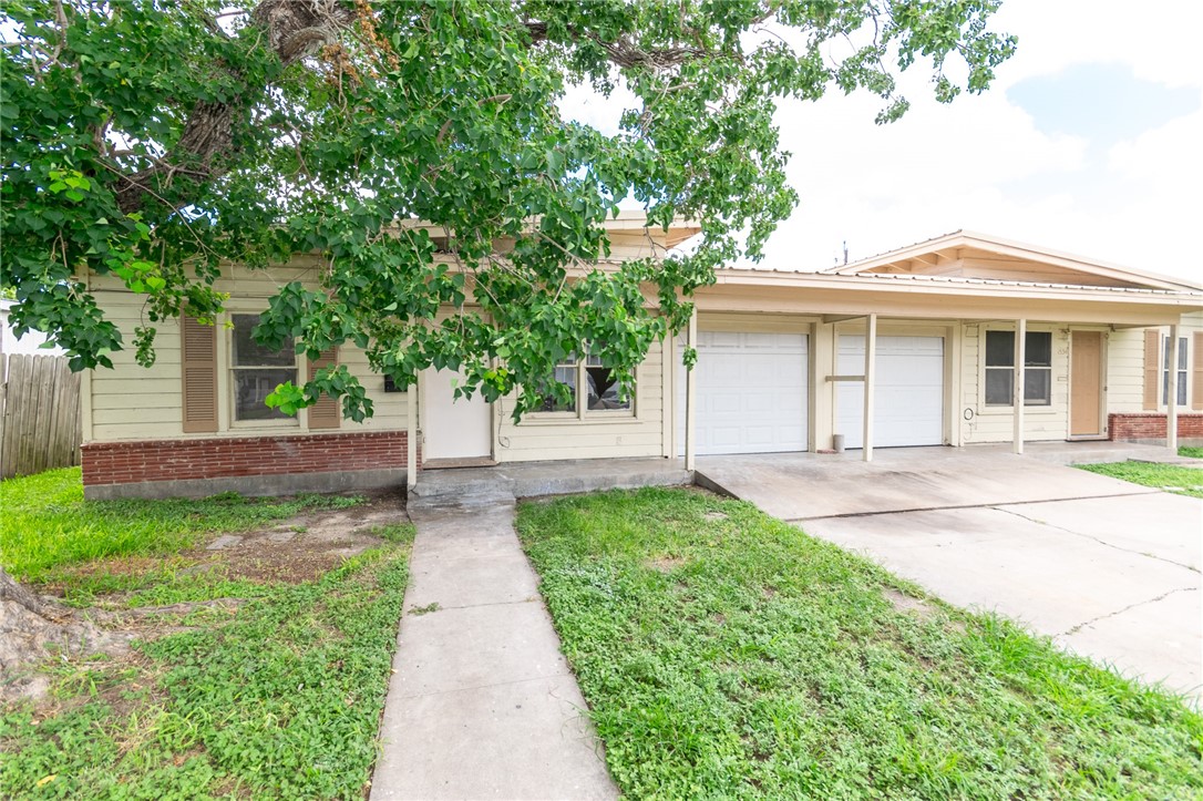 1532 Lazy Corpus Christi TX 78415