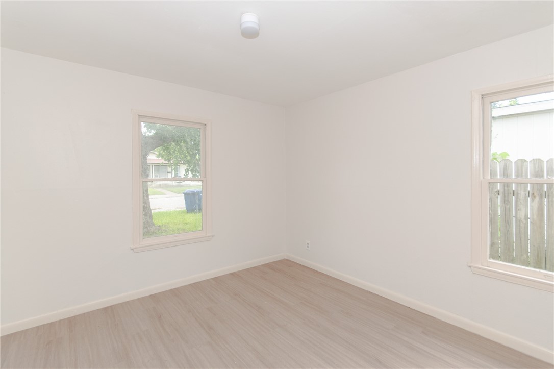 1532 Lazy Corpus Christi TX 78415