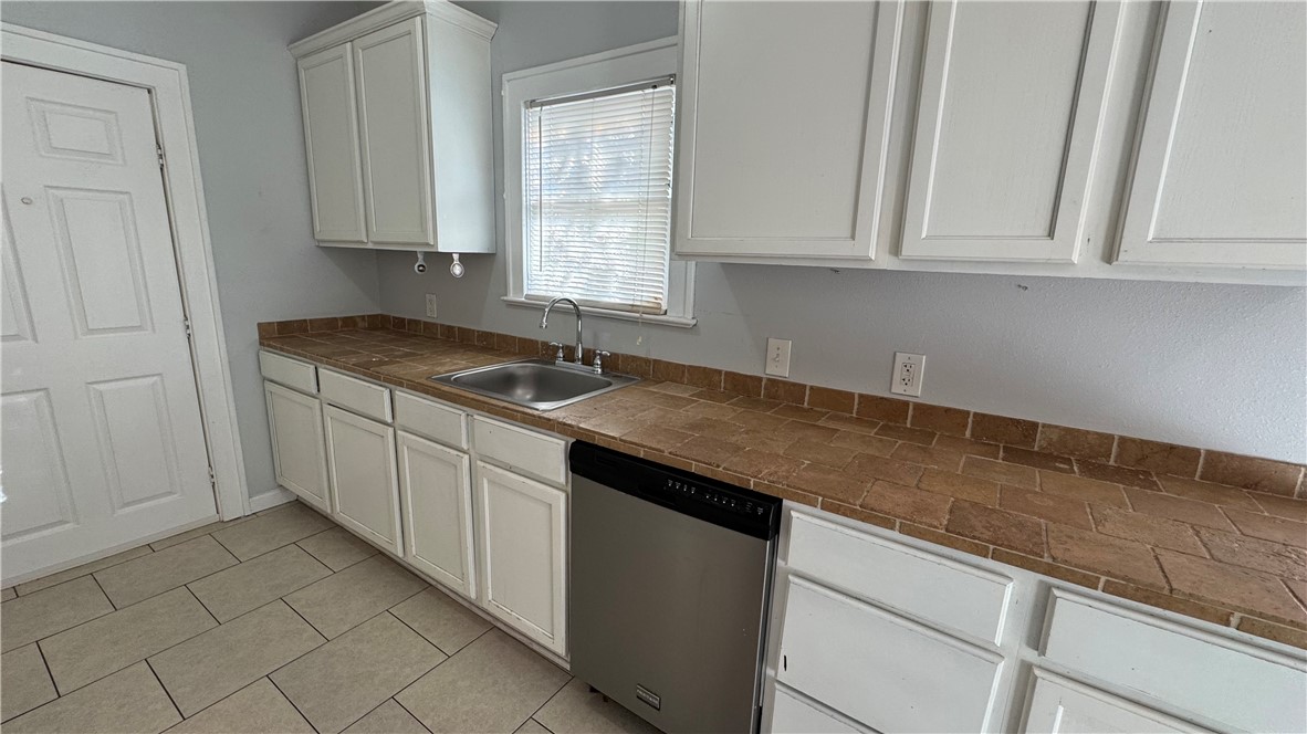 341 Palmero Street Corpus Christi TX 78404