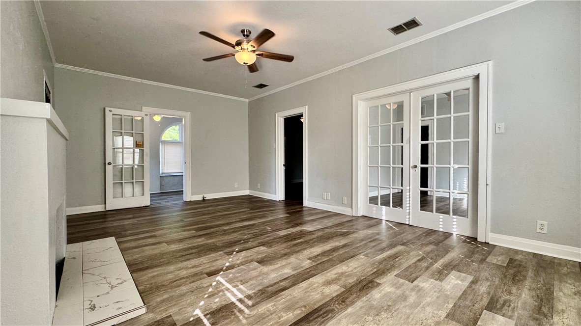 341 Palmero Street Corpus Christi TX 78404