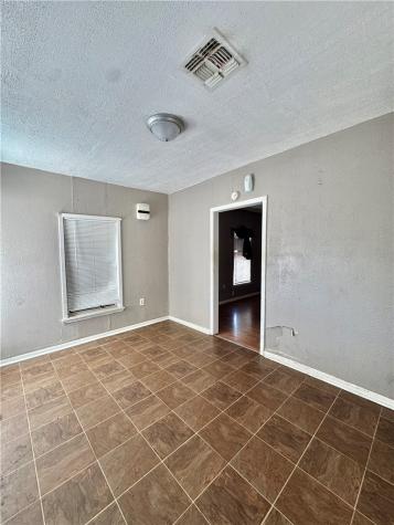 510 E Richard Avenue Kingsville TX 78363