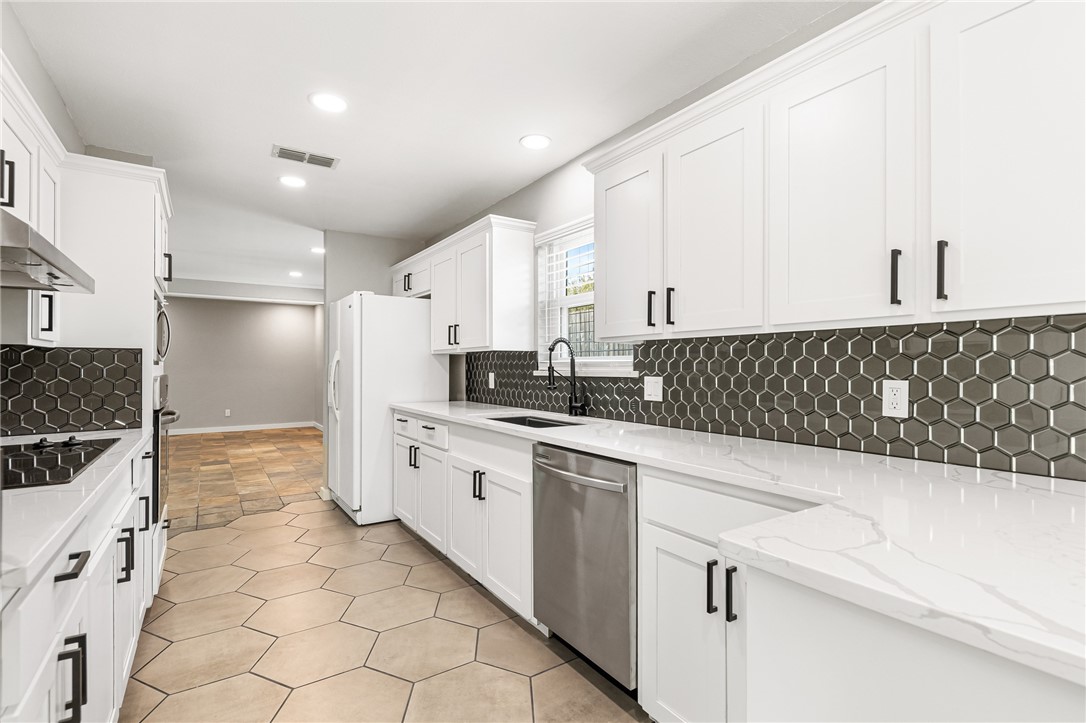 5038 Crestwick Corpus Christi TX 78413