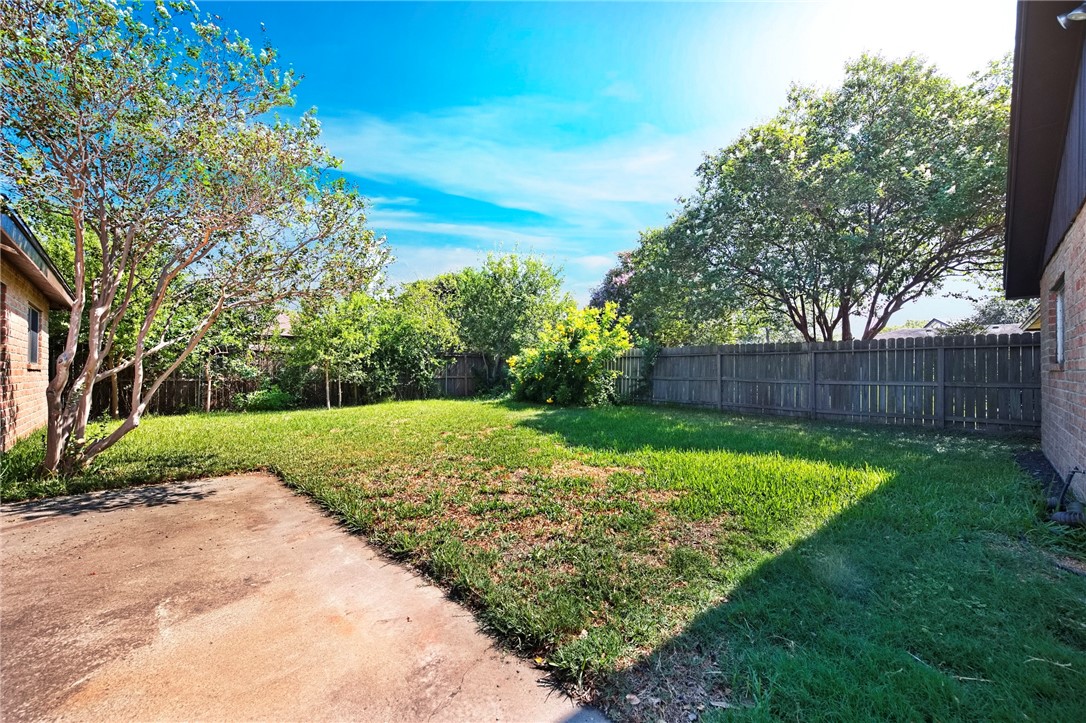 5038 Crestwick Corpus Christi TX 78413