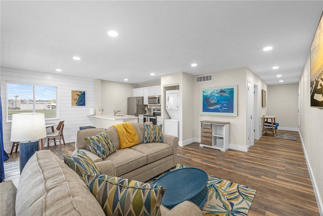 14428 Compass Street 201 Corpus Christi TX 78418