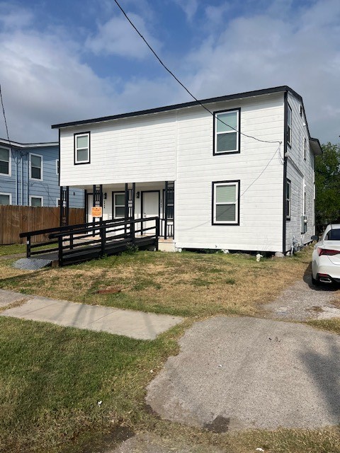1628 18th Street Corpus Christi TX 78404