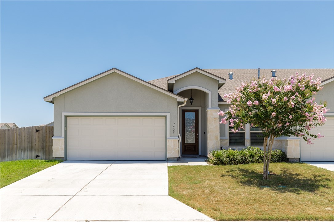 7437 Seal Beach Court Corpus Christi TX 78414