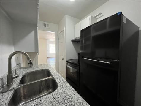 907 Elizabeth Street 2 Corpus Christi TX 78404