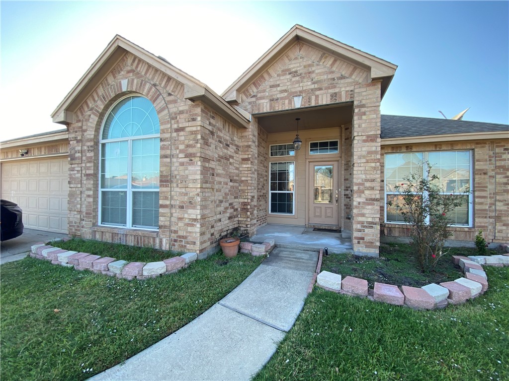 322 Nicklaus Drive Portland TX 78374
