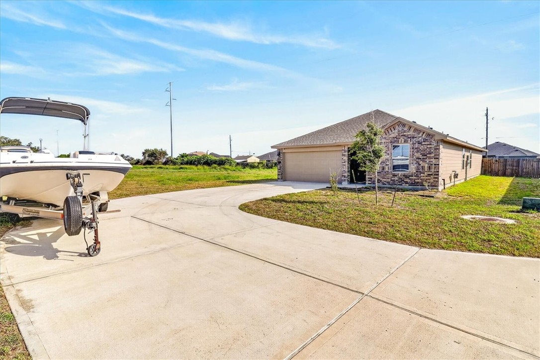 1638 Comfy Way Corpus Christi TX 78418