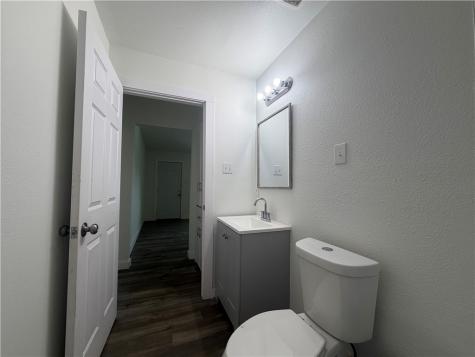 4942 Anthony Street Corpus Christi TX 78415