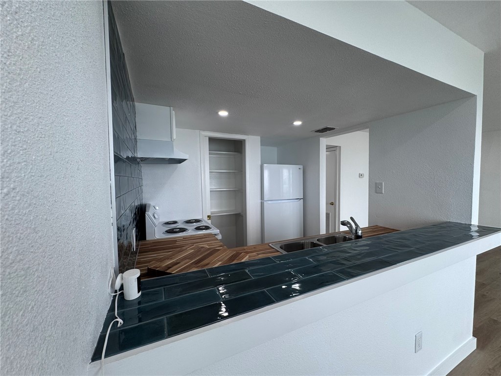 3402 Ocean Drive 32 Corpus Christi TX 78411