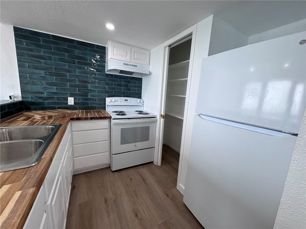 3402 Ocean Drive 32 Corpus Christi TX 78411