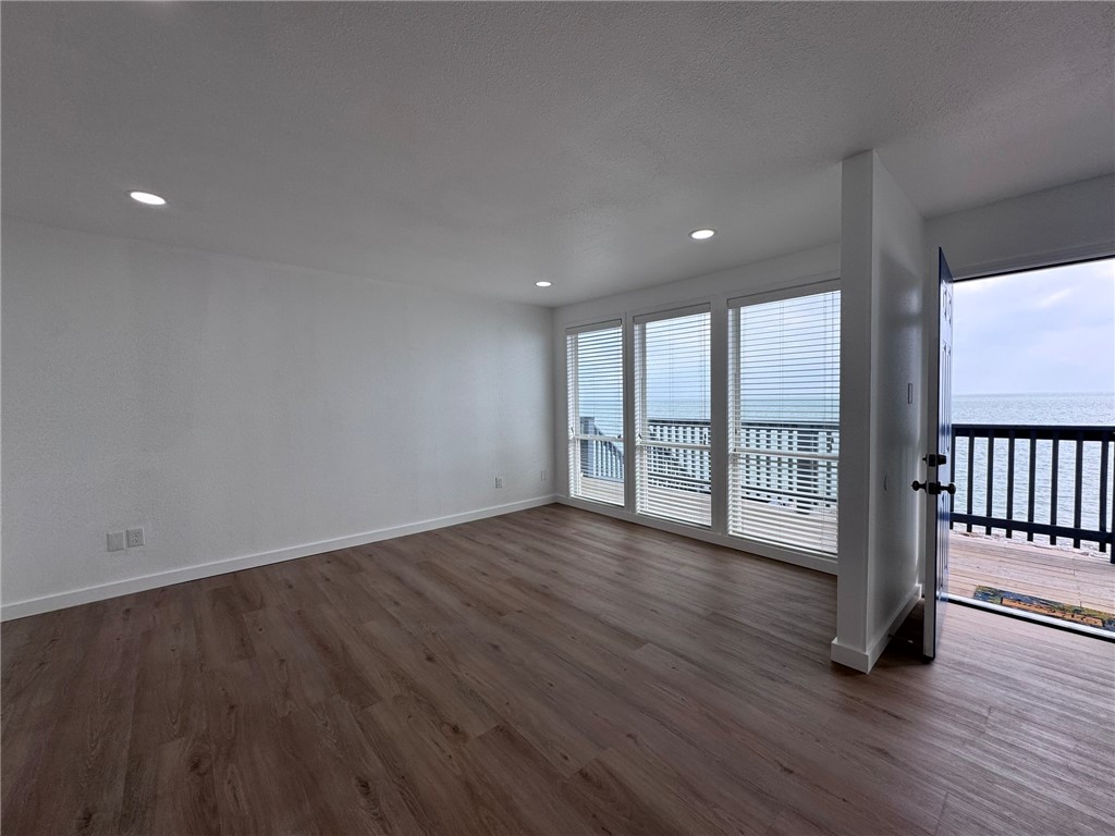 3402 Ocean Drive 32 Corpus Christi TX 78411