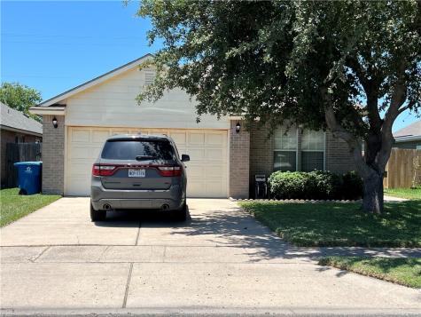 1118 Cupertino Street Portland TX 78374
