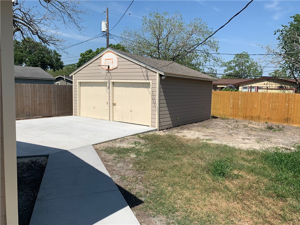 904 Cunningham Street Corpus Christi TX 78411