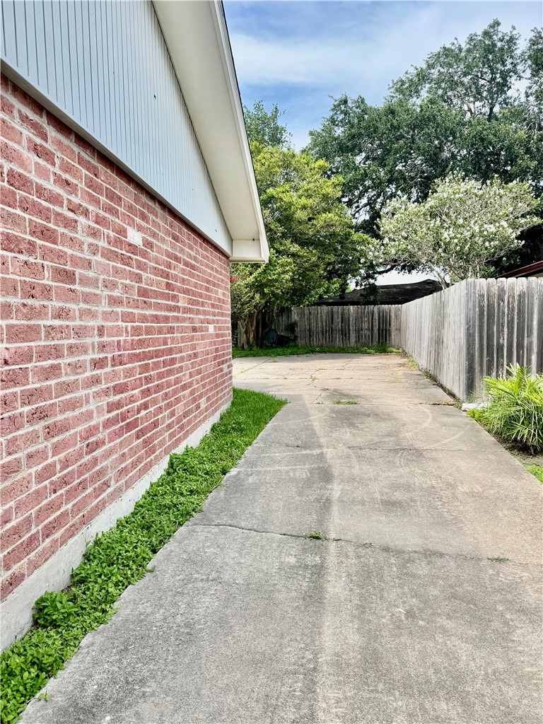 5122 Moultrie Drive Corpus Christi TX 78413