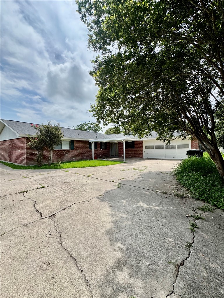 5122 Moultrie Drive Corpus Christi TX 78413
