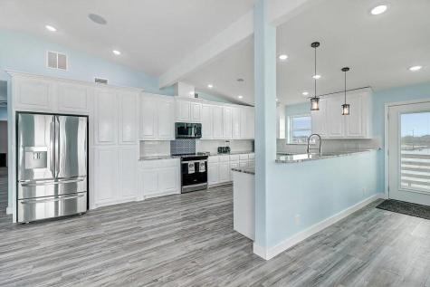 2445 Laguna Shores Corpus Christi TX 78418